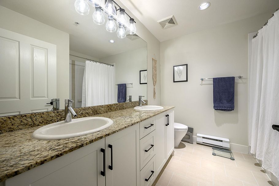 112 2601 Whiteley Court North Vancouver, BC - 17