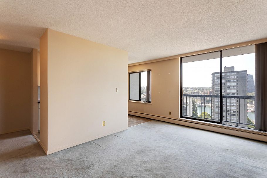 1102 1146 Harwood Street Vancouver, BC - 10