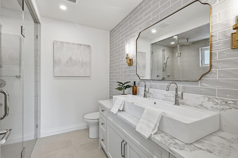 1249 Frederick Road North Vancouver, BC - 20