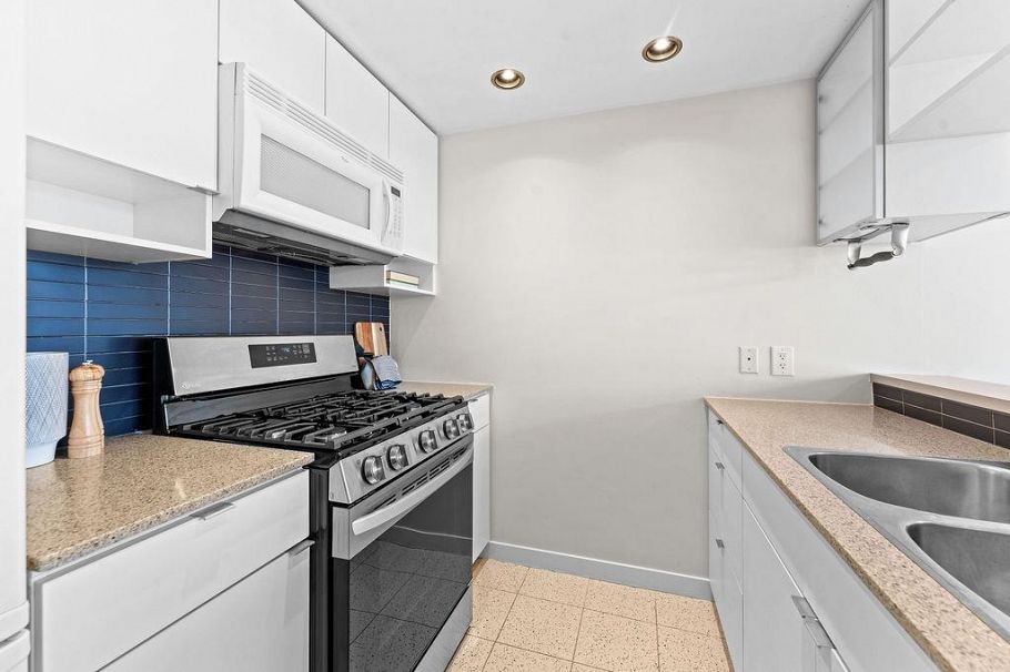2607 928 Beatty Street Vancouver, BC - 12