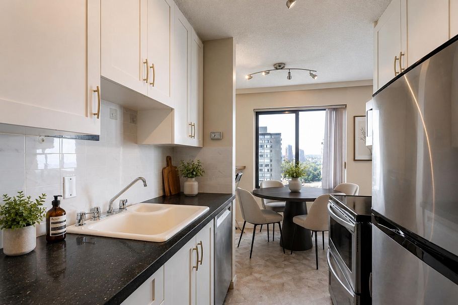 1102 1146 Harwood Street Vancouver, BC - 9