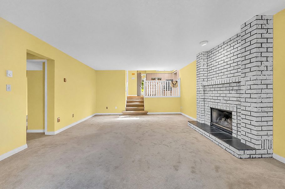 137 W Woodstock Avenue Vancouver, BC - 14