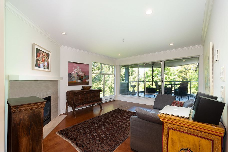 303 2250 W 3rd Avenue Vancouver, BC - 3