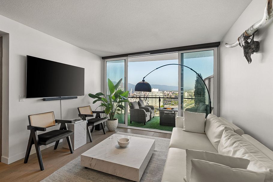 2916 89 Nelson Street Vancouver, BC - 5