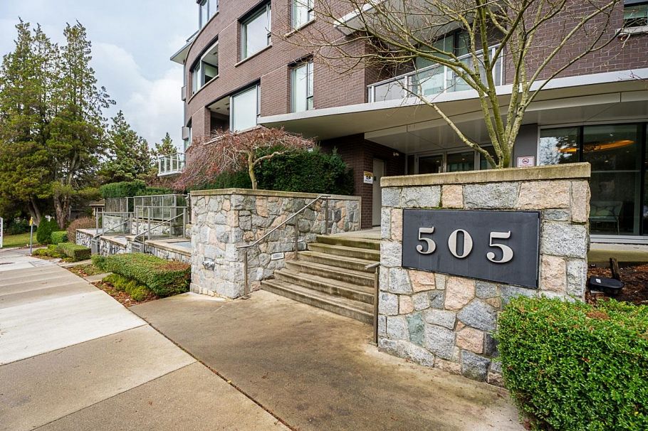 301 505 W 30th Avenue Vancouver, BC - 5