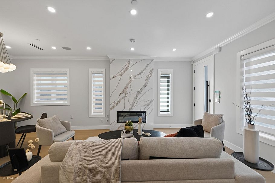 1 2035 E 51st Vancouver, BC - 8