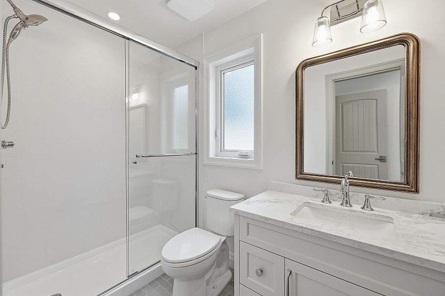 1249 Frederick Road North Vancouver, BC - 24