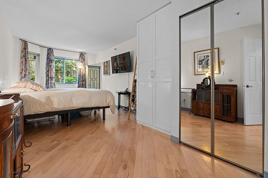 106 1147 Nelson Street Vancouver, BC - 16
