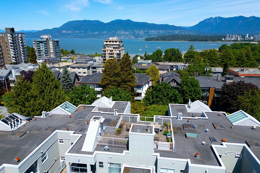 303 2250 W 3rd Avenue Vancouver, BC - 17