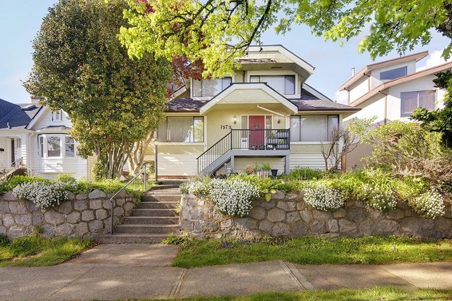 1373 W 64th Avenue Vancouver, BC - 1