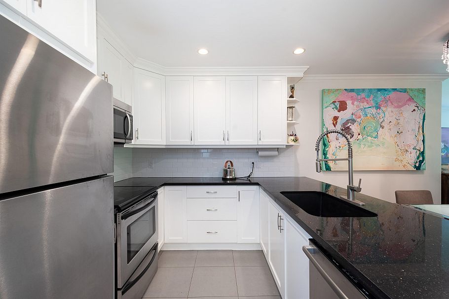 303 2250 W 3rd Avenue Vancouver, BC - 13
