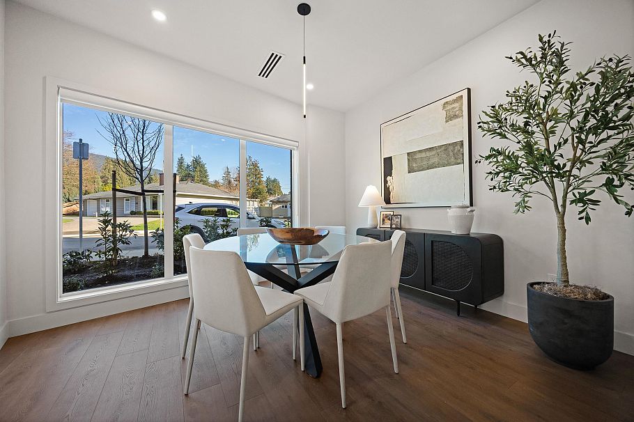 3114 Woodbine Drive North Vancouver, BC - 19