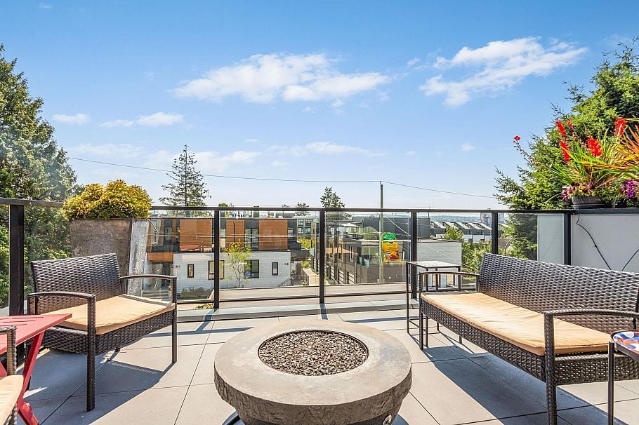 609 E 4th Street North Vancouver, BC - 18