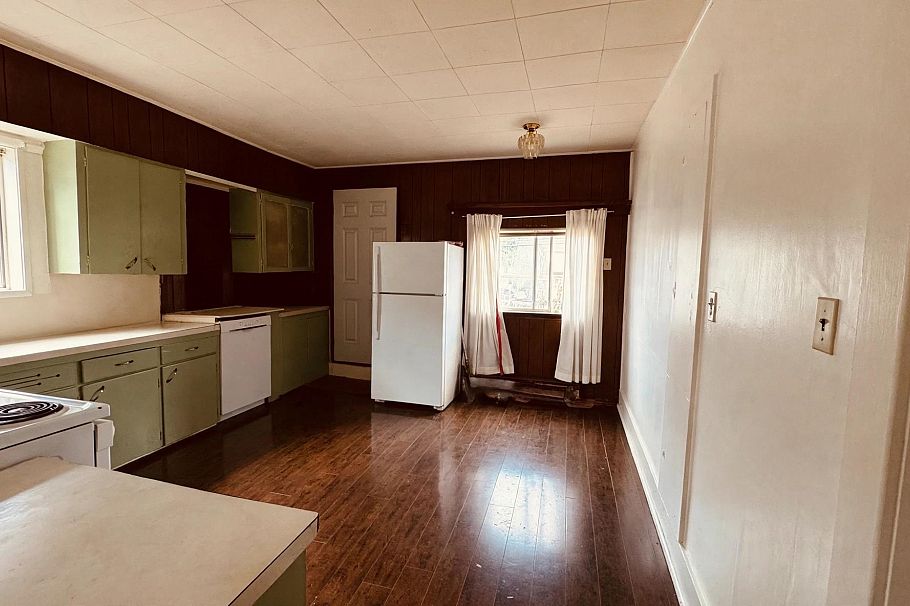 2561 Mcgill Street Vancouver, BC - 8