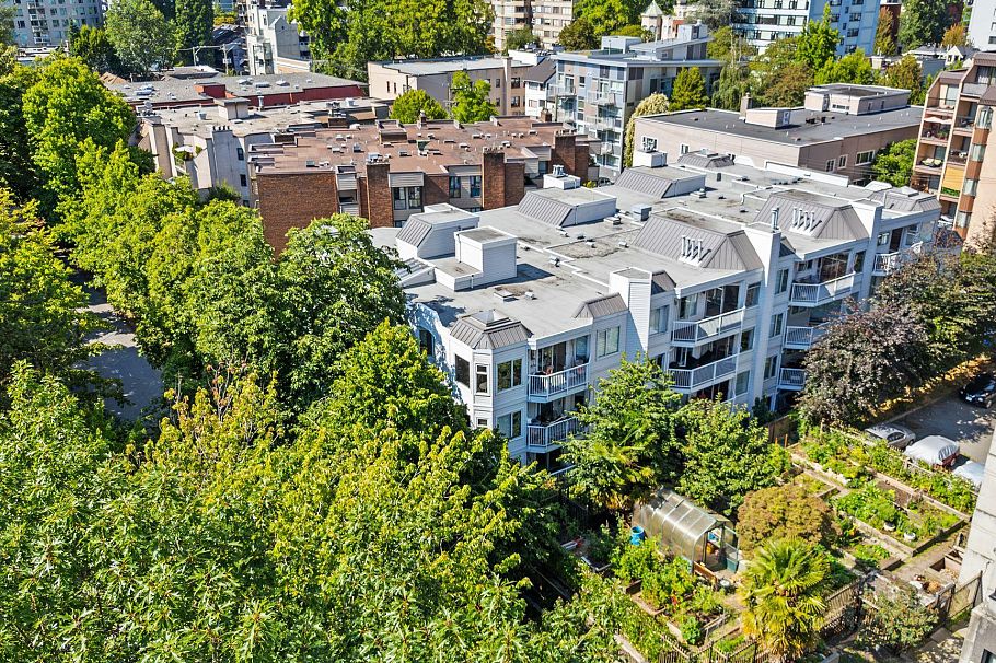 106 1147 Nelson Street Vancouver, BC - 38