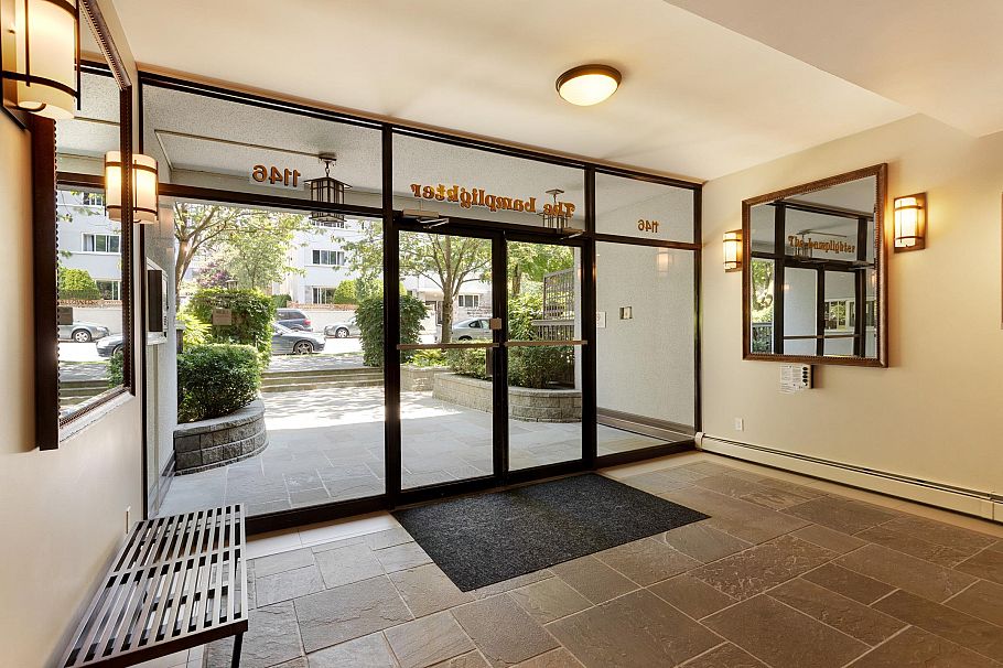 1102 1146 Harwood Street Vancouver, BC - 22