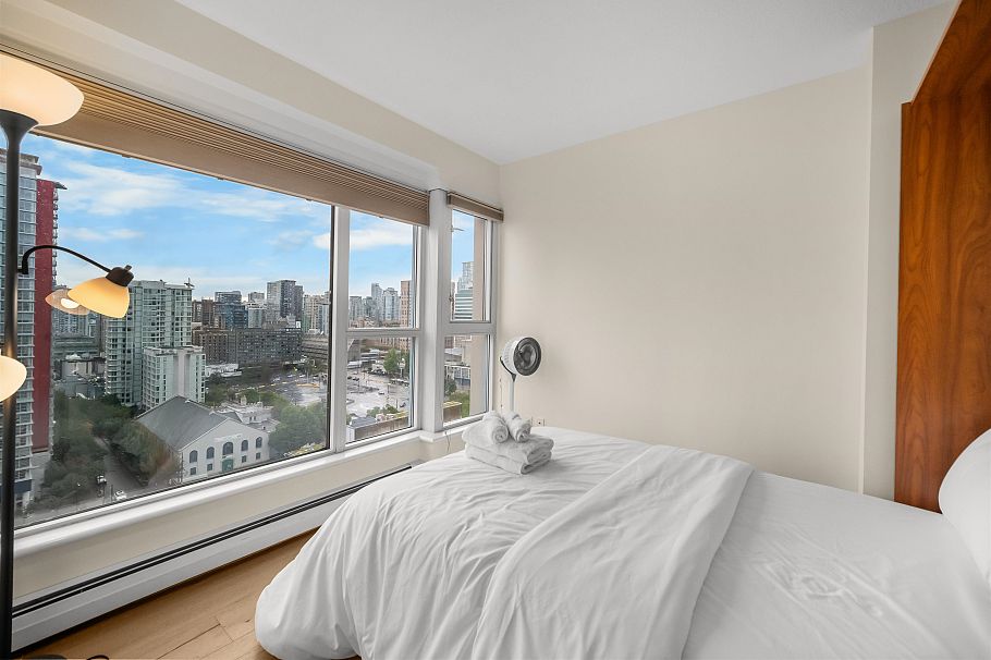 2204 183 Keefer Place Vancouver, BC - 7