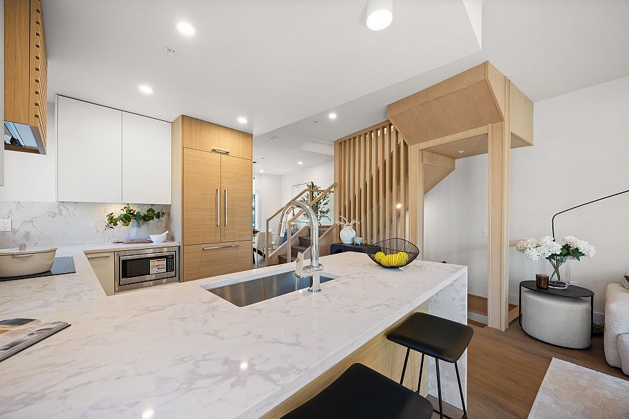 3114 Woodbine Drive North Vancouver, BC - 11