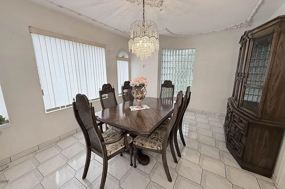 2458 E 5th Avenue Vancouver, BC - 11