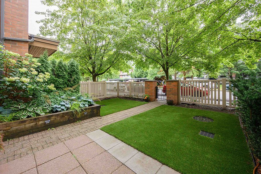 112 2601 Whiteley Court North Vancouver, BC - 22