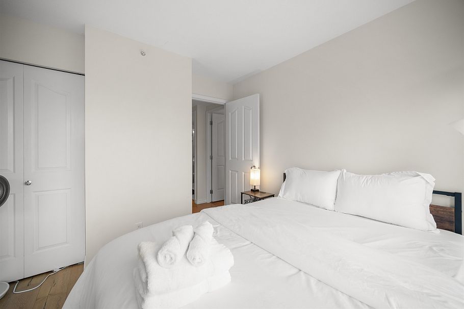 2204 183 Keefer Place Vancouver, BC - 9