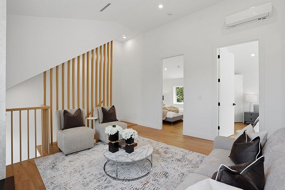 2436 E 20th Avenue Vancouver, BC - 22