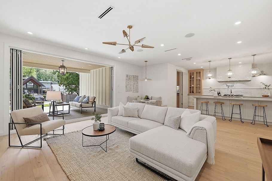 1249 Frederick Road North Vancouver, BC - 10