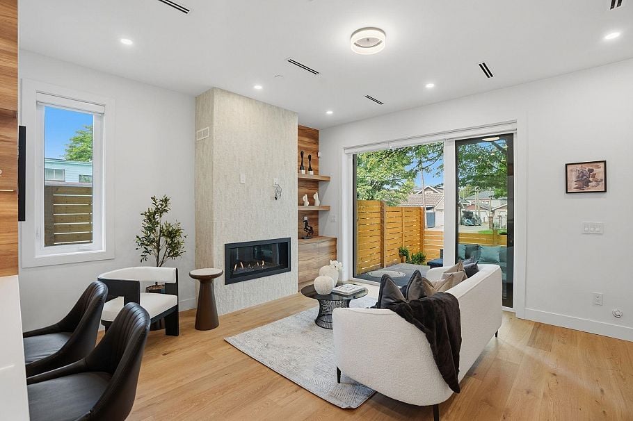 1 2438 E 20th Avenue Vancouver, BC - 10