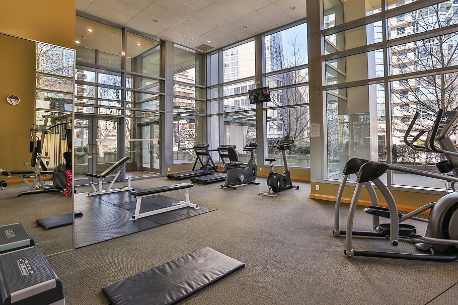 1401 1420 W Georgia Street Vancouver, BC - 20