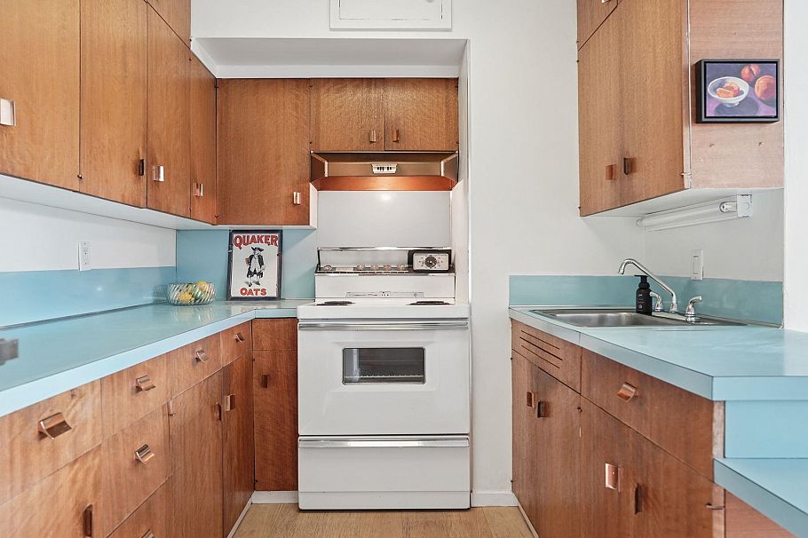 302 710 Chilco Street Vancouver, BC - 14