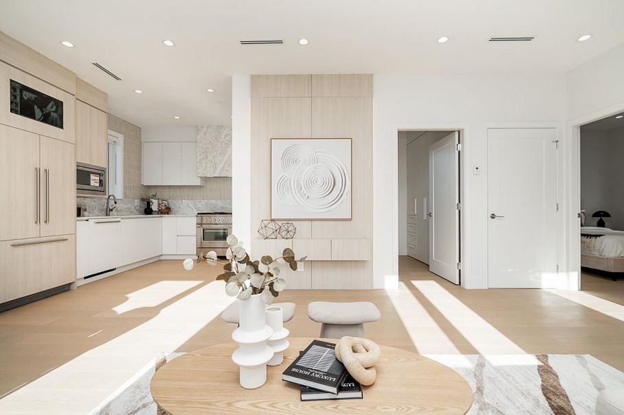 2877 Cambridge Street Vancouver, BC - 7