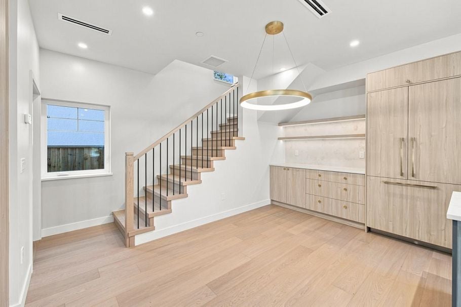 3206 E Georgia Street Vancouver, BC - 15