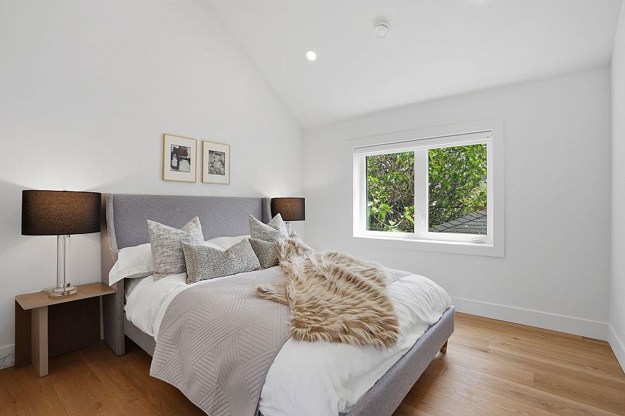 2436 E 20th Avenue Vancouver, BC - 23