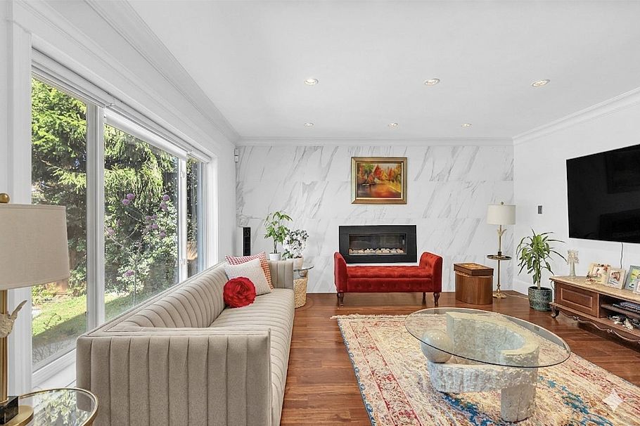 3263 Norwood Avenue North Vancouver, BC - 8