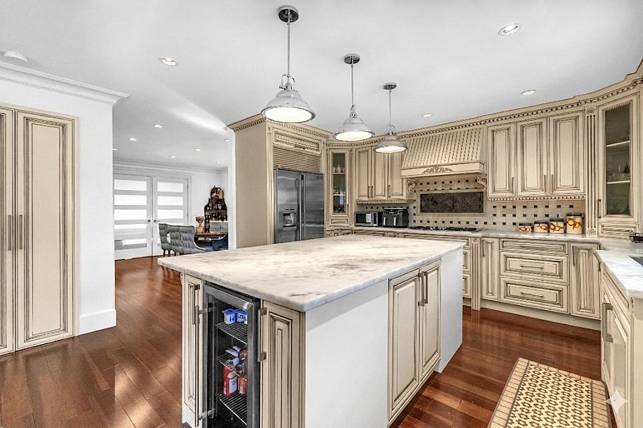3263 Norwood Avenue North Vancouver, BC - 10