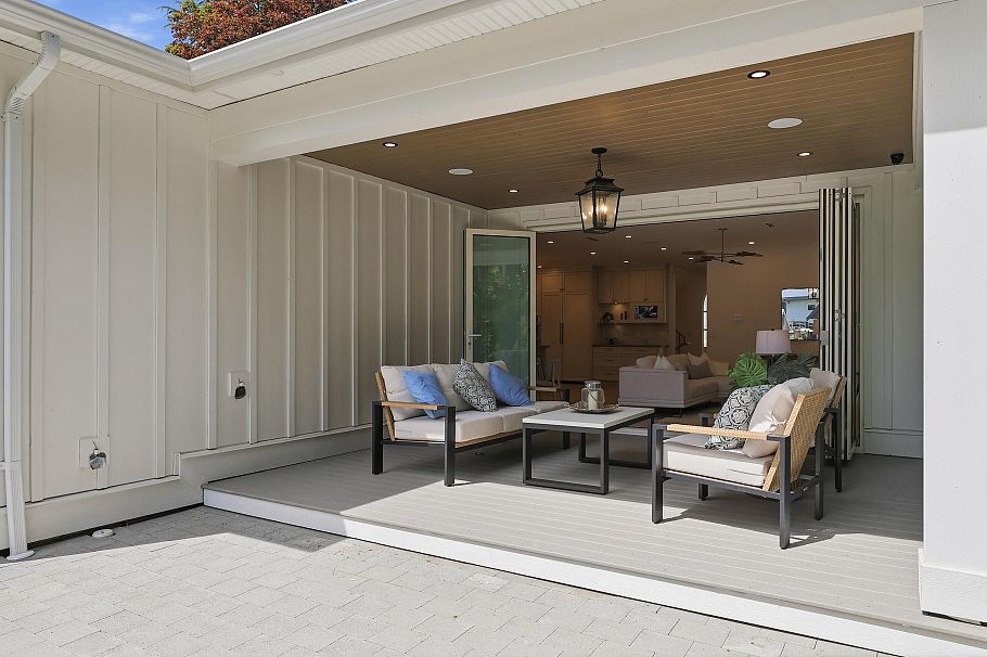 1249 Frederick Road North Vancouver, BC - 36
