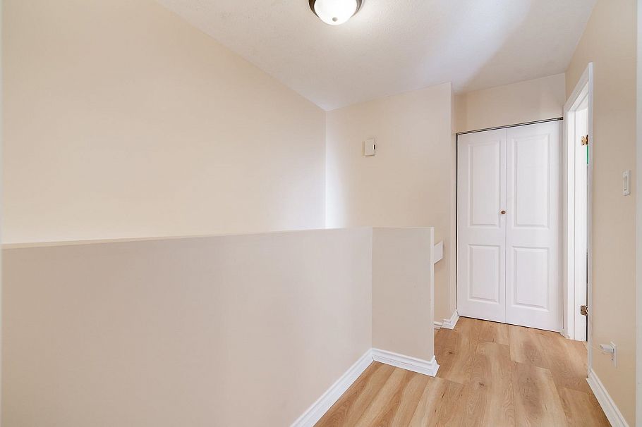 42 900 W 17th Street North Vancouver, BC - 10