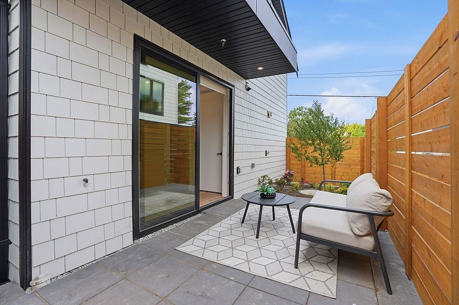 2436 E 20th Avenue Vancouver, BC - 13