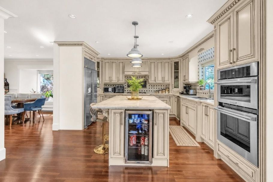 3263 Norwood Avenue North Vancouver, BC - 5