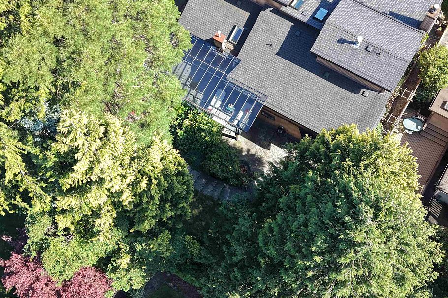 2940 Dresden Way North Vancouver, BC - 36