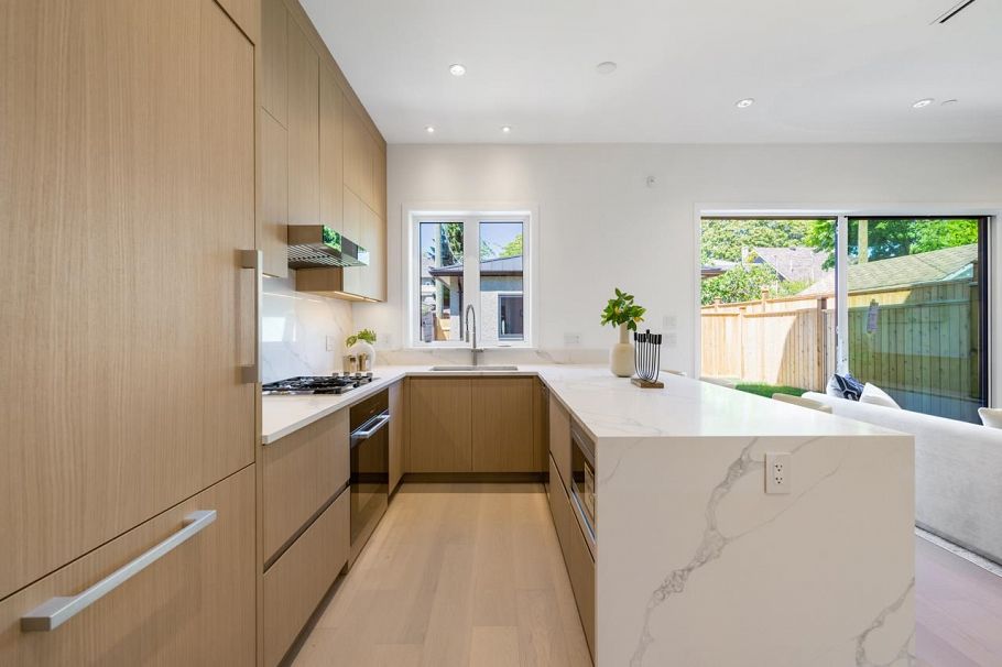2 3771 W King Edward Avenue Vancouver, BC - 21