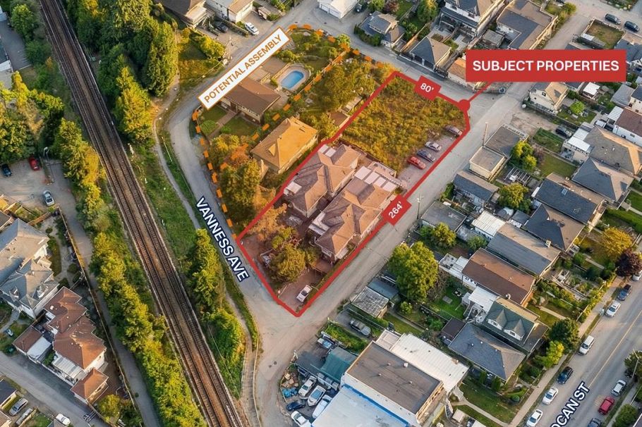 2669 Vanness Avenue Vancouver, BC - 1
