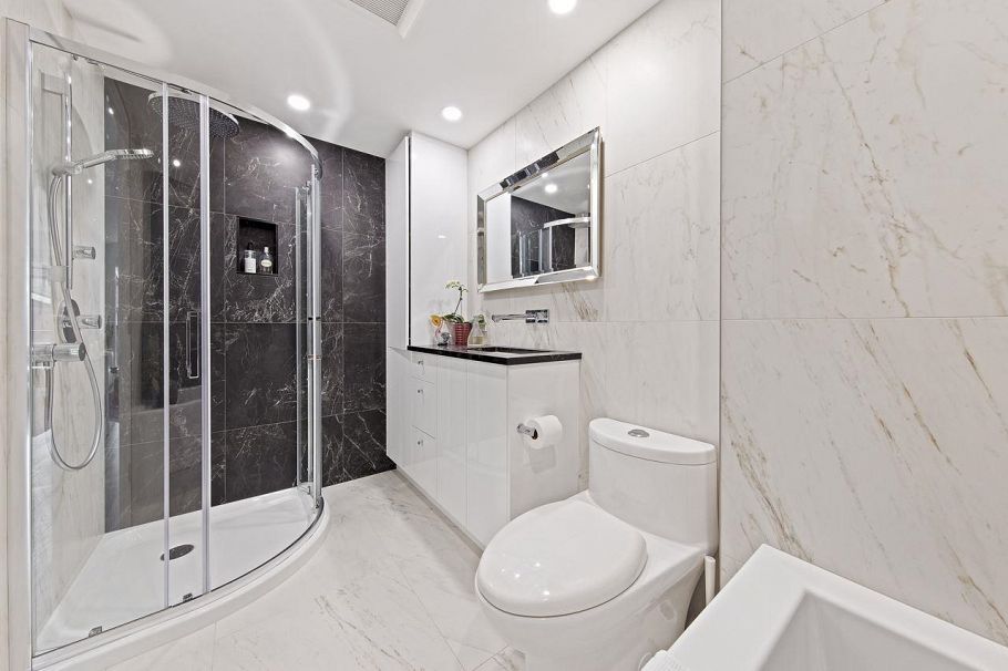 203 2555 W 4th Avenue Vancouver, BC - 22