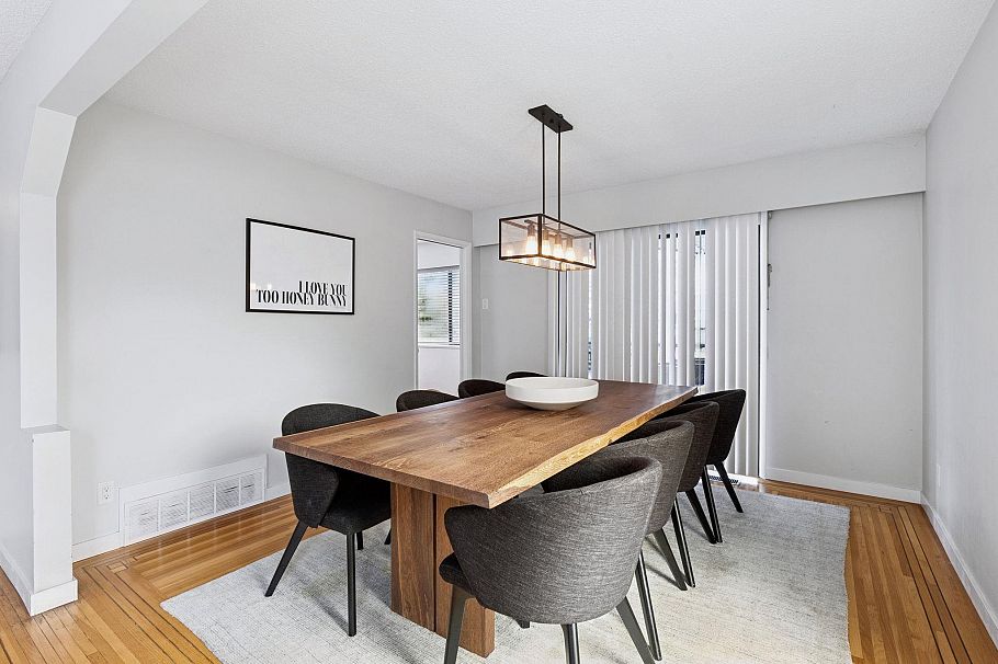651 E 17th Avenue Vancouver, BC - 10