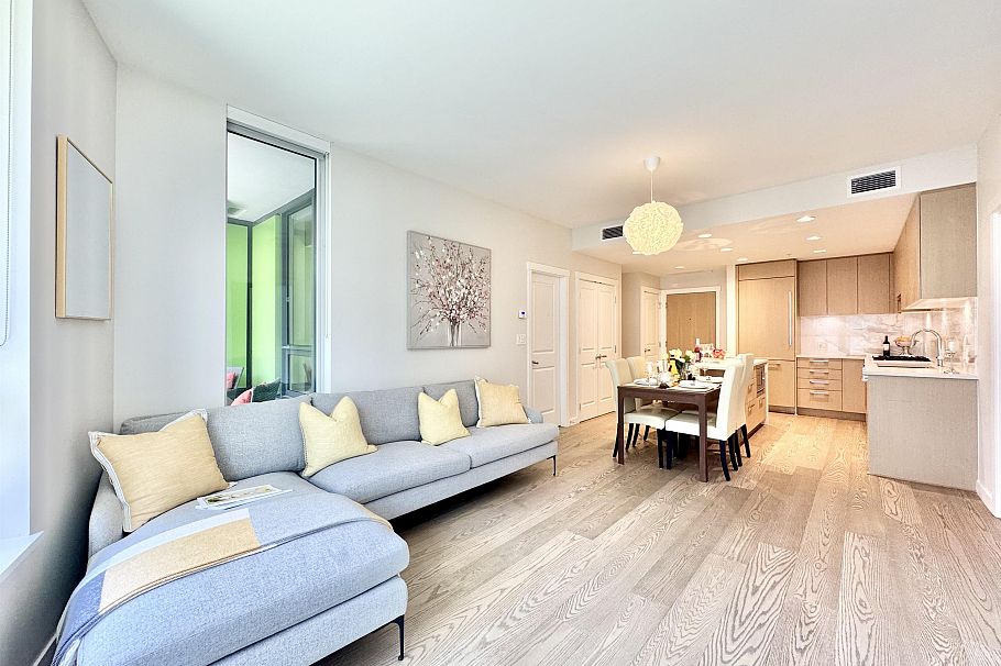523 3563 Ross Drive Vancouver, BC - 3