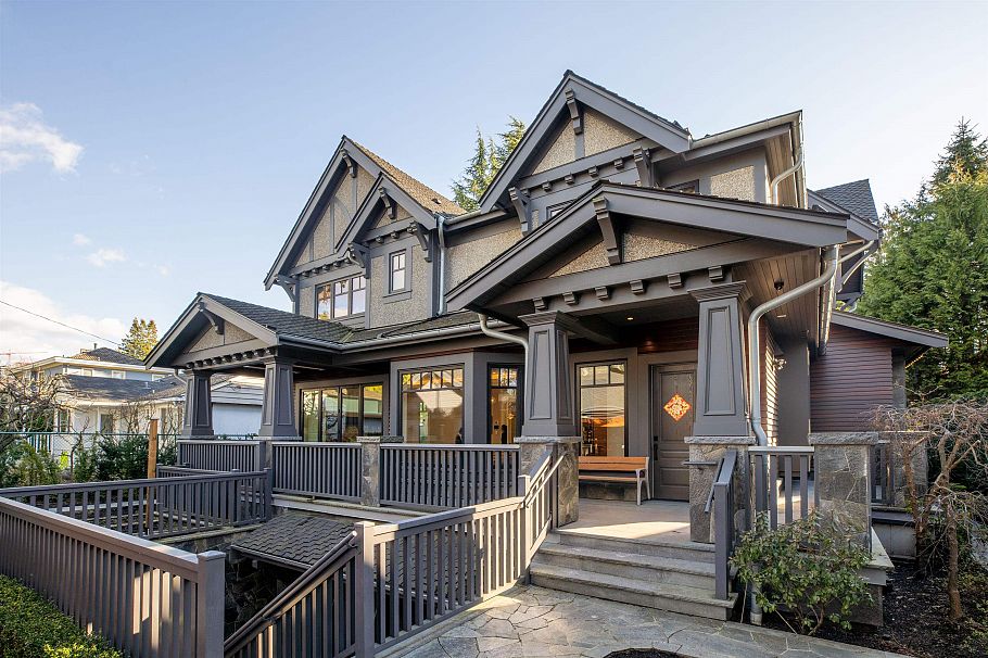 1239 W 40th Avenue Vancouver, BC - 39