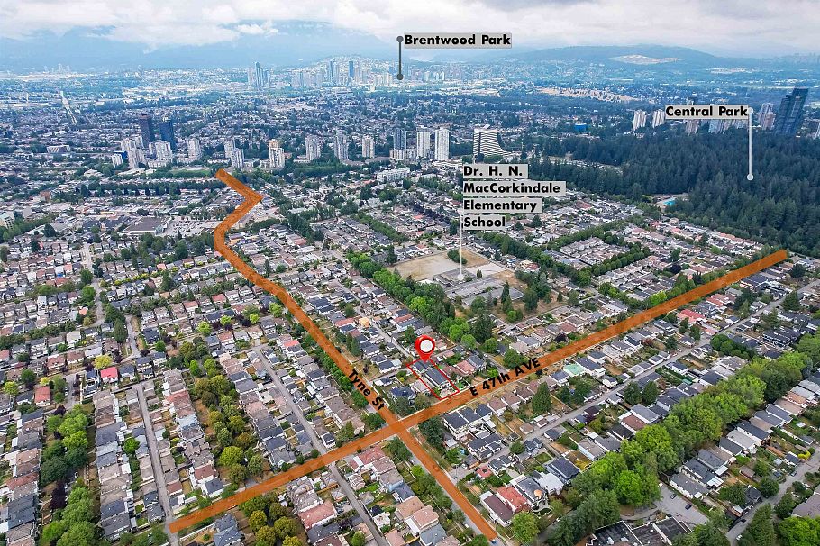 1 3423 E 47th Avenue Vancouver, BC - 2