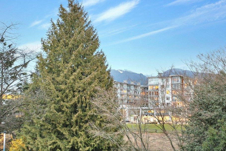 1306 33 Chesterfield Place North Vancouver, BC - 20