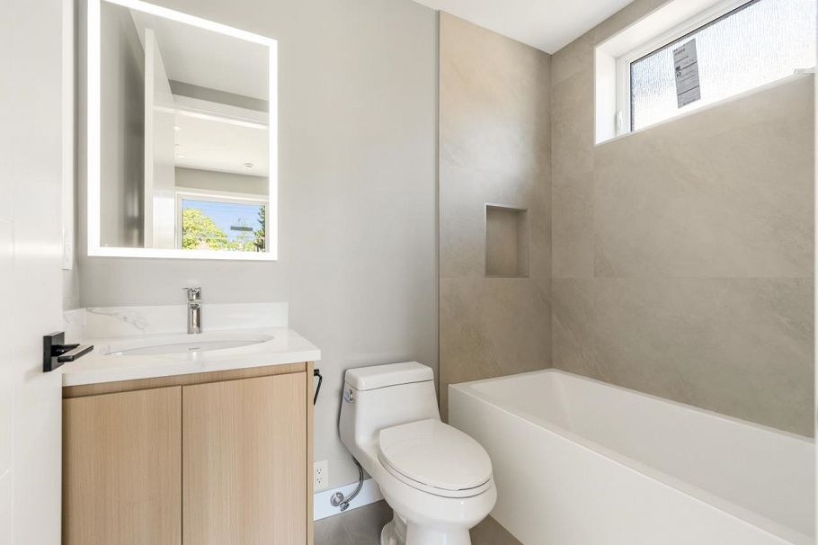 2 3771 W King Edward Avenue Vancouver, BC - 12