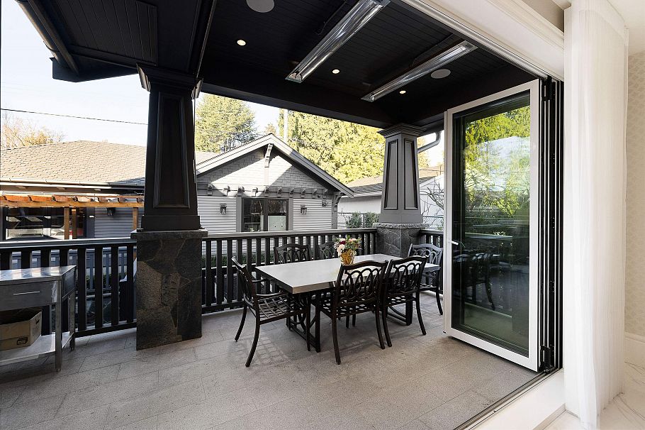 1239 W 40th Avenue Vancouver, BC - 13